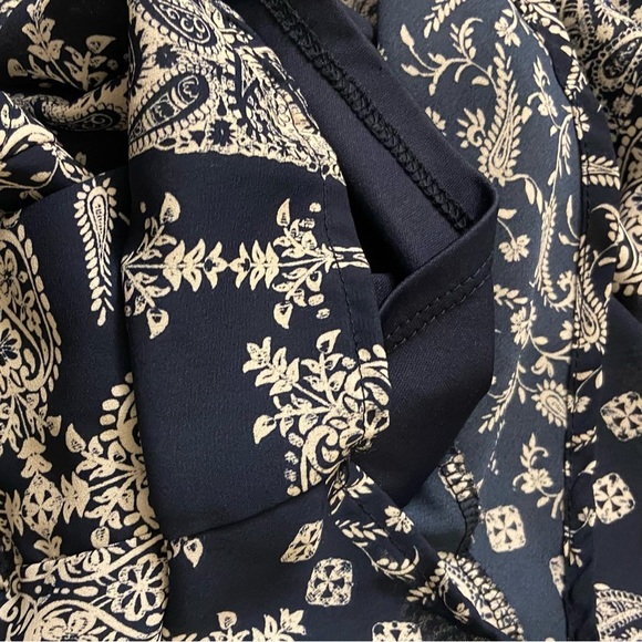 Altar’D State Blue and White Cold Shoulder Long Sleeves Spaghetti Straps Romper - Picture 6 of 6